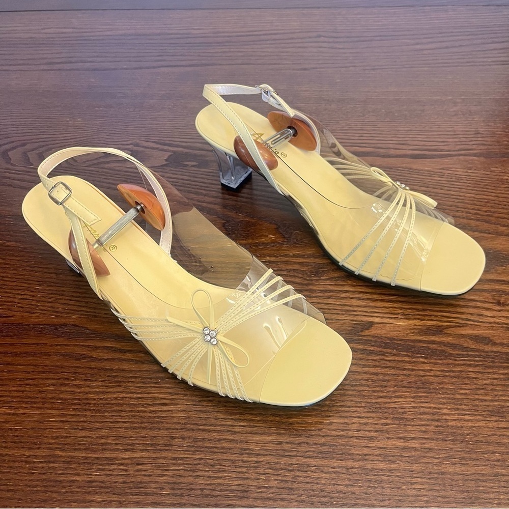 Vintage Annie `Lemon Drops’ Slingback Straps Rhinestone Bow Detail Sz 13WW Shoes